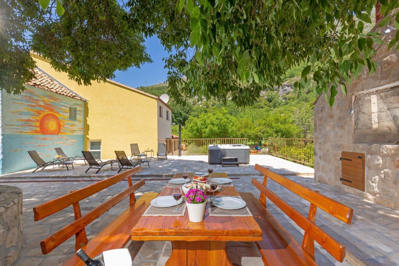 Holiday Home Ana'S Paradise Mlini Exterior foto